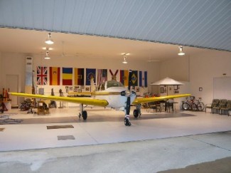 BEECHCRAFT/F-33A