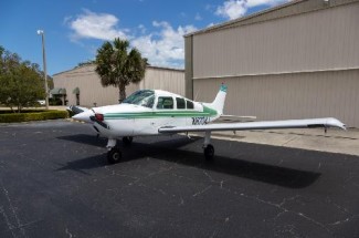 BEECHCRAFT/C23 SUNDOWNER  (180HP)